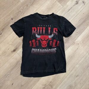 Abercrombie and Fitch Chicago Bulls small